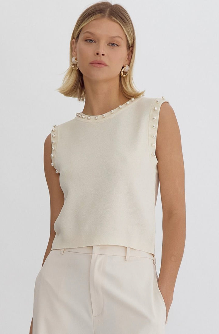 Solid Round Neck Sleeveless Top