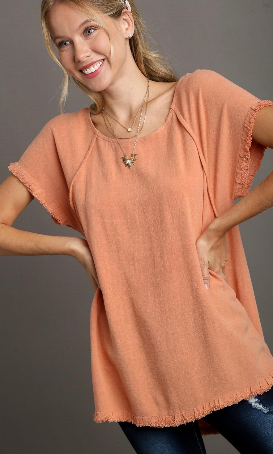 Solid Linen Short Sleeve Top Featured Seam and Ruffle Fringe Edges